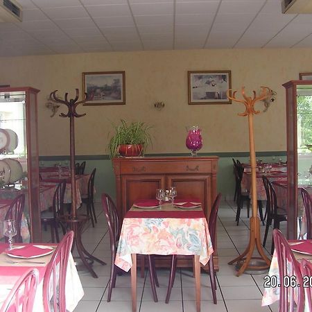 Hotel Le Bois Joli Massais Esterno foto