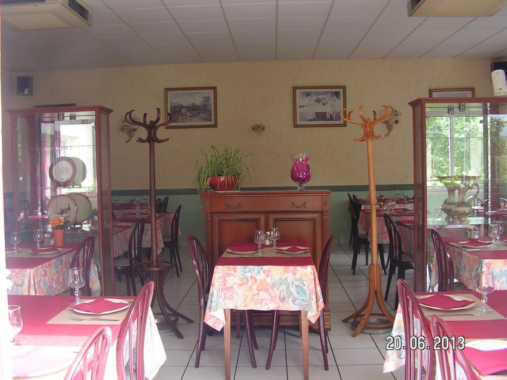 Hotel Le Bois Joli Massais Esterno foto