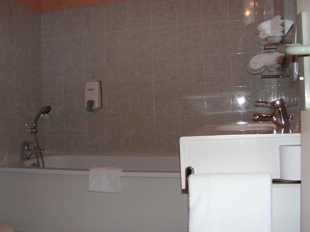 Hotel Le Bois Joli Massais Esterno foto