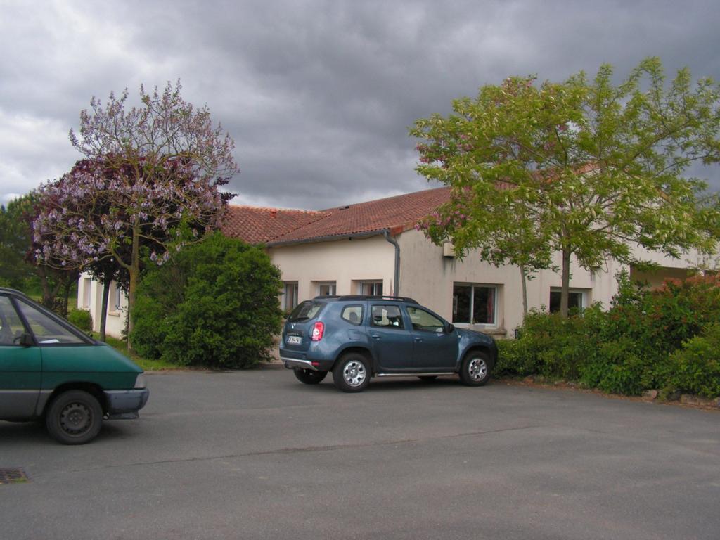 Hotel Le Bois Joli Massais Esterno foto